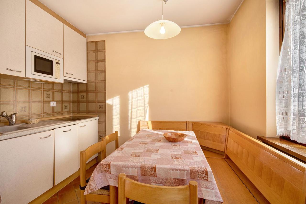 Chalet Meridiana Appartamento 3 Livigno Esterno foto