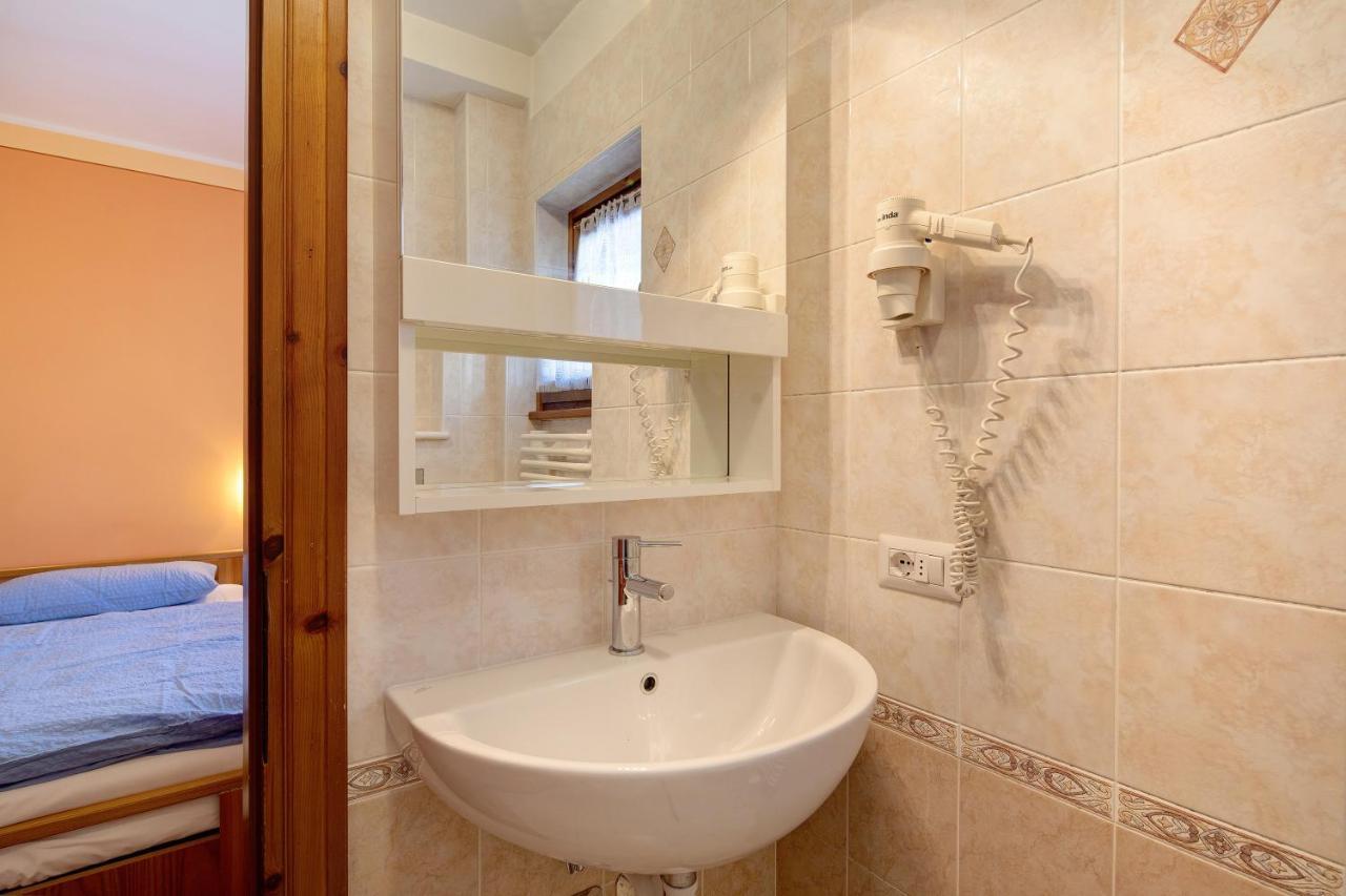Chalet Meridiana Appartamento 3 Livigno Esterno foto