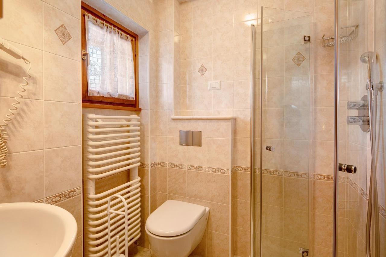 Chalet Meridiana Appartamento 3 Livigno Esterno foto